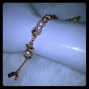 COPY - Kate spade daisy pearl bracelet